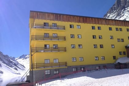 Private Full Day Andes Excursion to Portillo Ski Resort