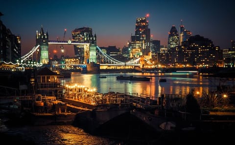 Private Night Tour of London's Iconic Landmarks