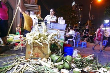 Night Tour of Ha Long Bay and Hạ Long City Highlights
