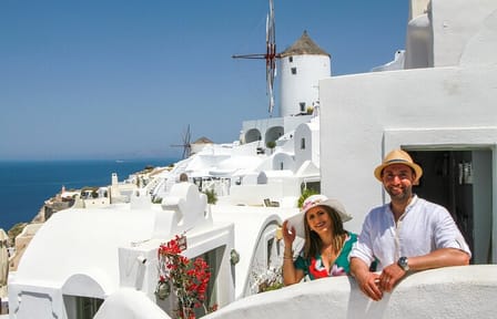 Santorini’s Hidden Gems with Wine Tasting: 6-Hour Private Tour