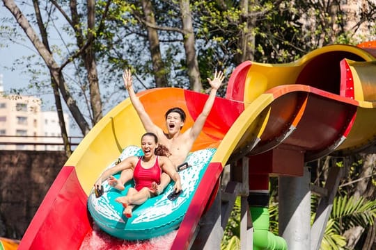 Sunway Lagoon Theme Park Ticket and 1 WAY Transfer (SIC/Shared transfer)