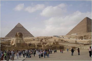 Private Tour of Pyramids of Giza and Saqqara in Cairo