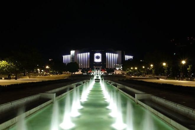 Sofia by Night Panoramic Tour with Dinner and Folklore Show 3
