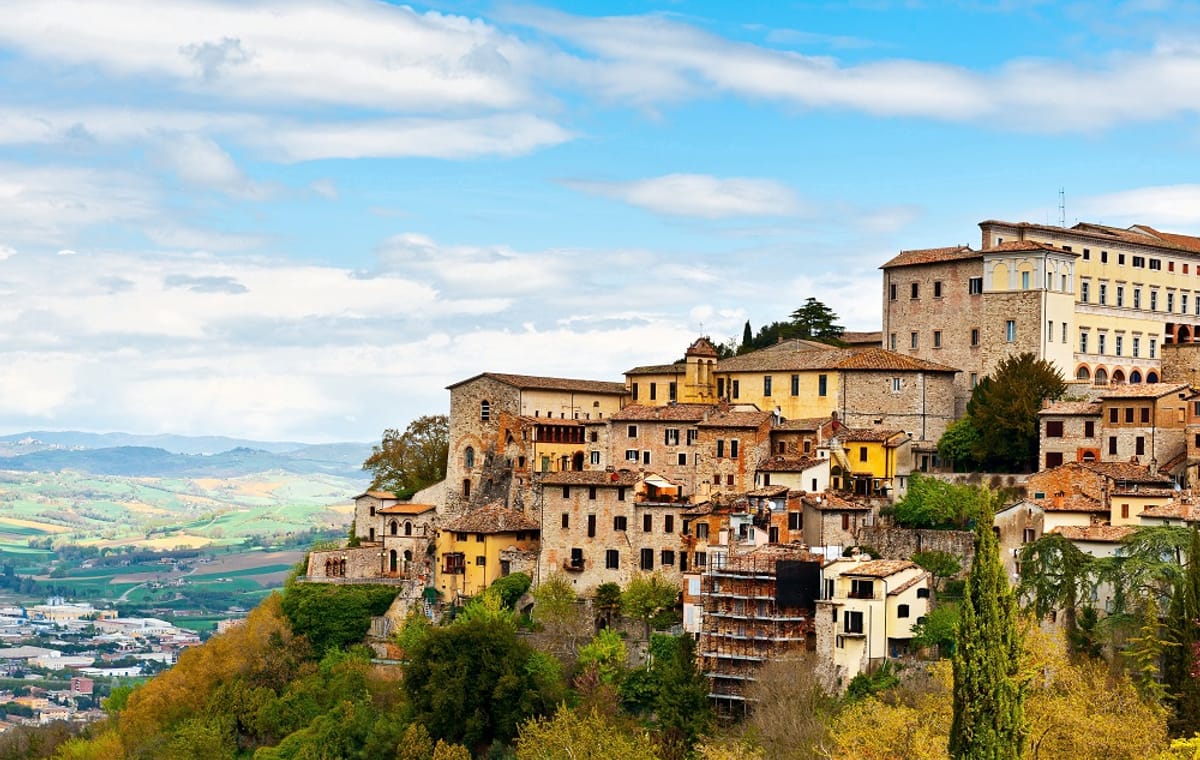 Hilltowns of Umbria, Self-Drive