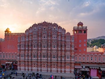 Full Day Jaipur Sightseeing Tour with Private Guide and Vehicle