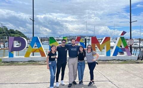 Half-Day Private Tour of Panama Canal and City Highlights