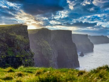 Full-Day Tour of Cliffs of Moher and Doolin from Dublin