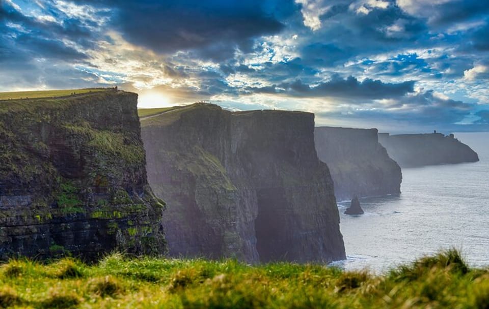 Full-Day Tour of Cliffs of Moher and Doolin from Dublin