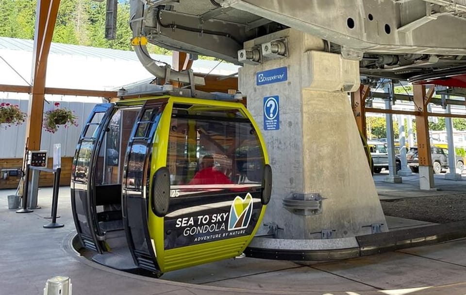 Whistler Squamish Day Tour from Vancouver Private