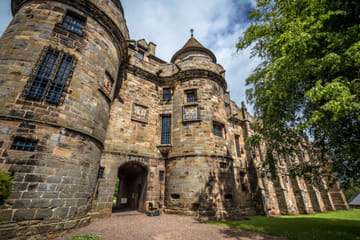 Outlander Filming Locations Tour with Castle Entries in Edinburgh