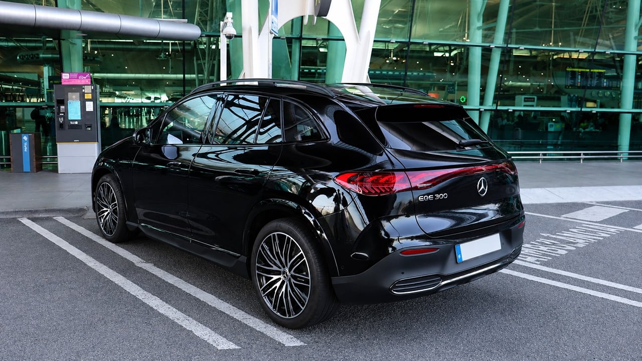 Private Chauffeur by the Hour in Porto – 20 km Included per Hour 4