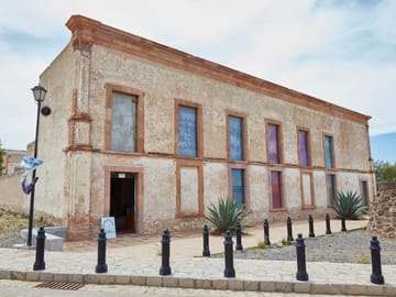 Adventure Tour of Ghost Towns and Rock Art in Guanajuato