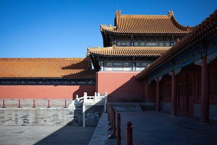 Beijing Forbidden City and Badaling Great Wall private day tour.