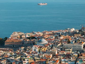 Professional Photoshoot Experience in Naples, Italy