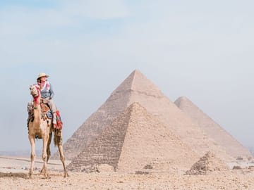 Private Day Tour of Cairo and Giza from Hurghada