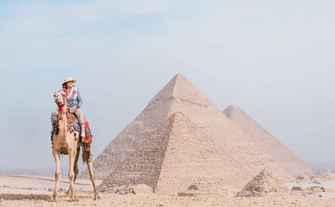 Private Day Tour of Cairo and Giza from Hurghada