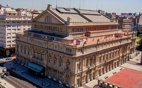 Small-Group Cultural City Tour with Teatro Colón Visit in Buenos Aires