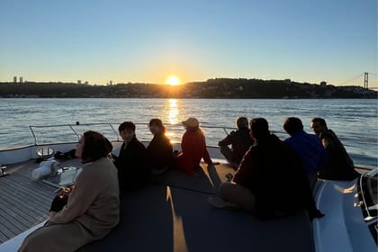 Istanbul Sunset Cruise on a Luxury Yacht