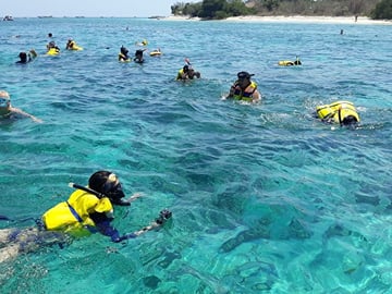 One Day Trip Gili Trawangan and Snorkling