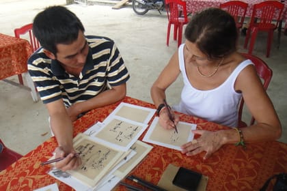 Electric Scooter Tour and Art Workshop in Hoi An