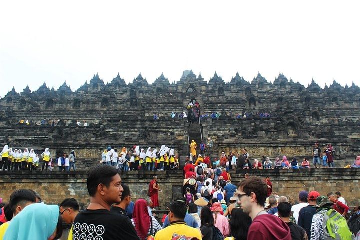 Borobudur Cruise Line Day Tour