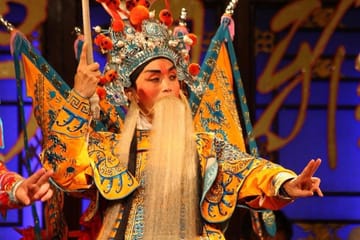 Sichuan Opera Show at Shu Feng Ya Yun Theatre in Chengdu