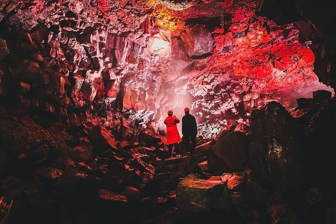 Private Jeep Tours - Reykjanes Peninsula, Blue Lagoon & Lava Tunnel 3