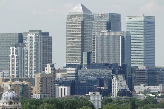 London City Airport Private Transfers to/fro London (Postcode W1 to W7) photo 2
