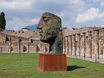 Pompeii and Amalfi Coast Day Trip from Naples