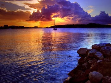 Private Sunset Motor Cruise in Simpson Bay, Sint Maarten