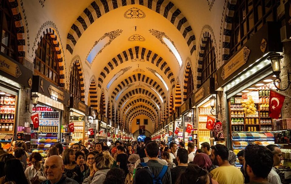 Traditional Shopping Private Tour in Istanbul