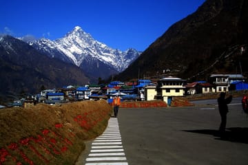 Everest Base Camp via Kalapathar Trek – 14 Days