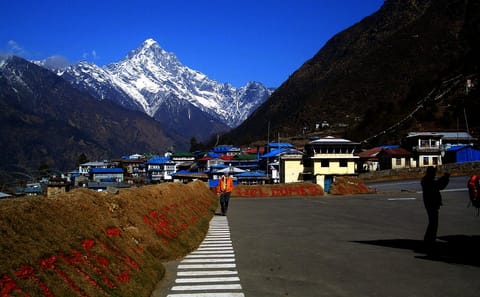 Everest Base Camp Trek via Kalapathar in 14 Days