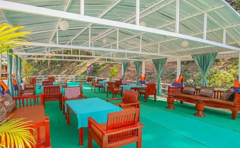 Sunset River Cruise with Local Snacks in Luang Prabang