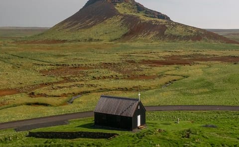 Private Custom Tour of Hvalfjordur from Reykjavík