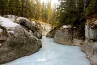 Grassi Lake and Grotto Canyon Icewalk from Calgary 4