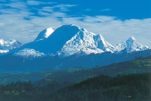 4-Day Huascaran National Park & Chavin Pre Inca Temple from Lima