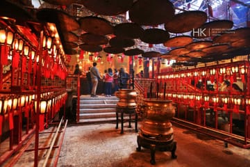 Hong Kong Landmarks Tour with Michelin Dim Sum Experience