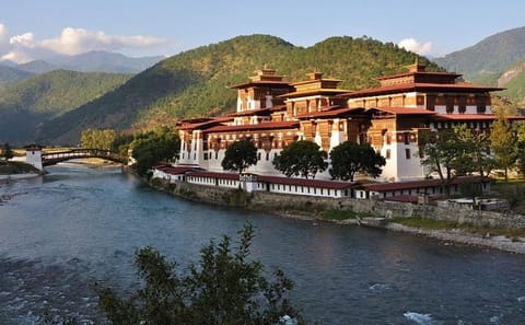 9-Day Cultural Tour of Bhutan and Nepal: Thimphu, Paro, Punakha