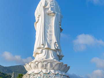 Da Nang City Tour from Tien Sa Port with Marble Mountains Visit