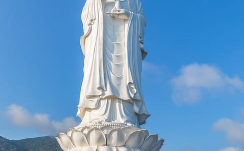 Da Nang City Tour from Tien Sa Port with Marble Mountains Visit