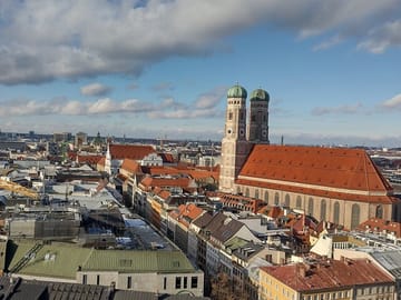 Guided Sightseeing Tour of Munich by Car