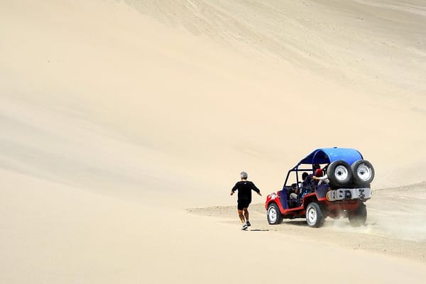 Buggies & Sandboard from Paracas
