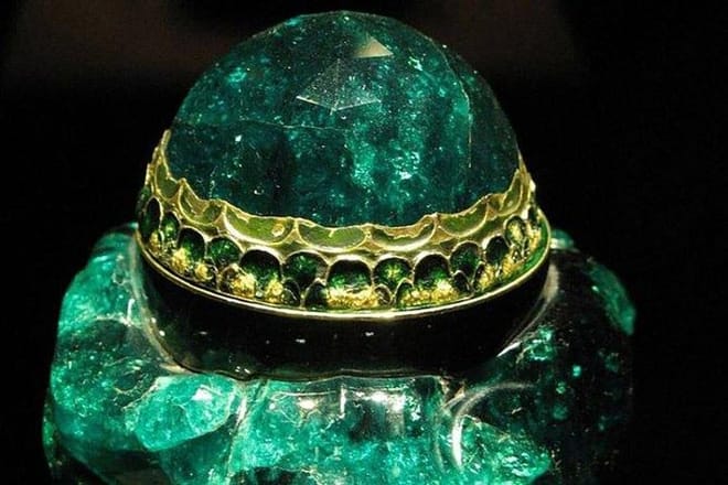 How to Pick a Crown. A Private Themed Tour of the Imperial Treasury (Kaiserliche Schatzkammer) / Tickets included 3
