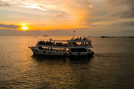 Phu Quoc Half-Day Tour with Sunset BBQ & Night Squid Fishing