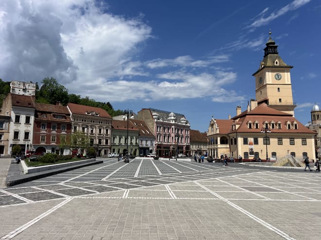 Brașov Guided Walking Tour with Local Stories 4