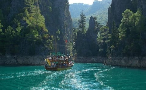 Green Canyon Boat Tour with Hotel Pickup from Side