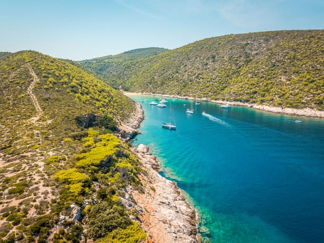 Website Blue Cave and Hvar Tour - 5 Islands Tour from Split   photo 4