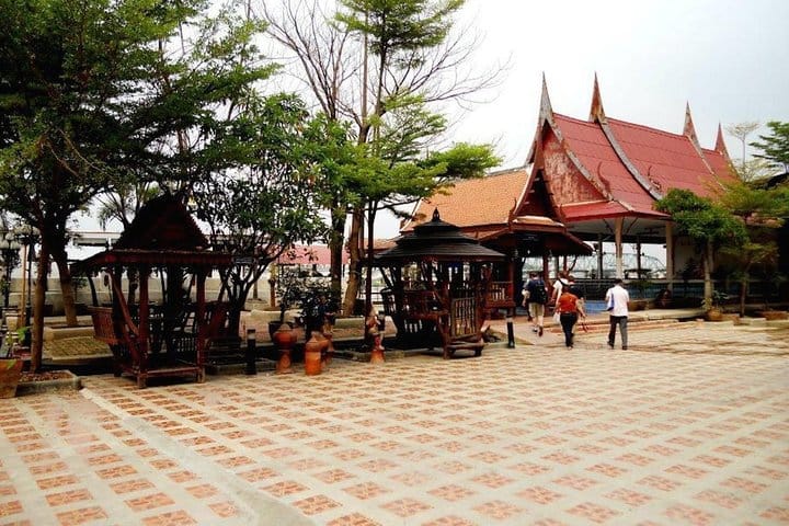 Ancient Temples of Ayutthaya, River Cruise with Lunch 9