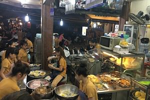 Small Group Hanoi Street Food Walking Tour with Local Guide